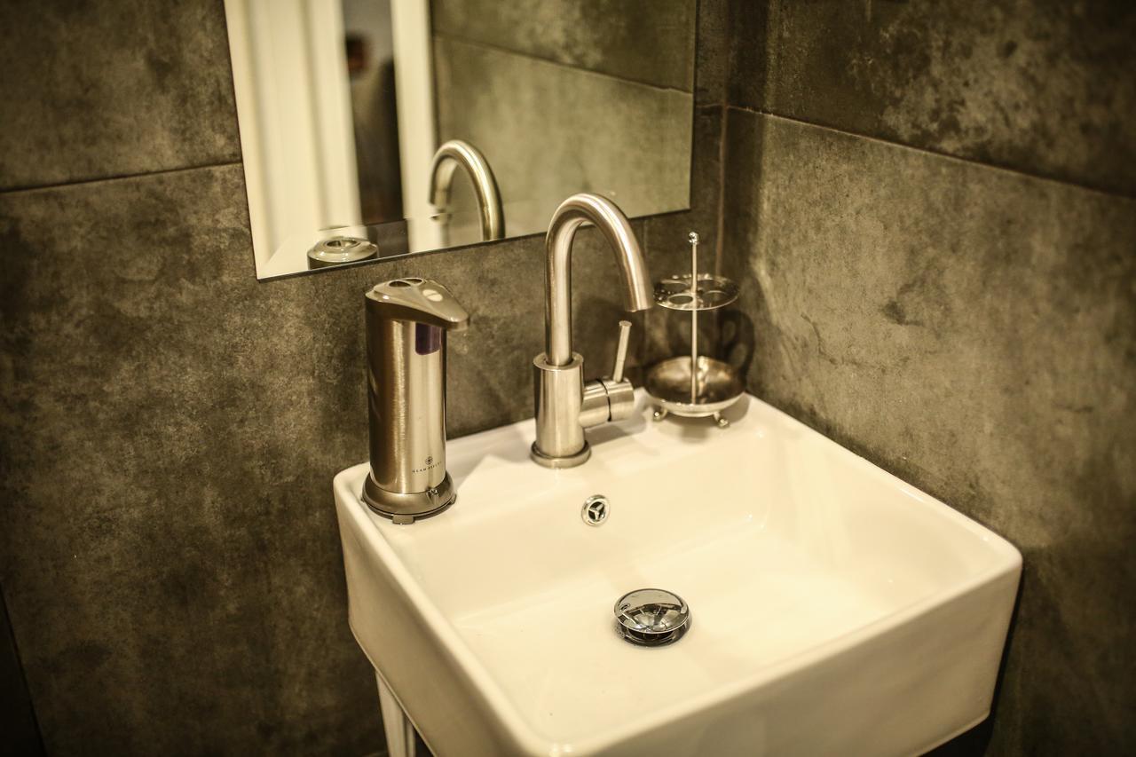 Classy Apartments Central Тбилиси Екстериор снимка